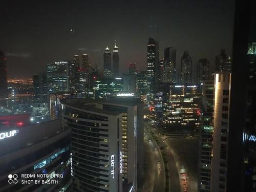 Modern Monastery 1 BR Business Bay, Dubai (foto 4)