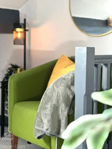 Contractor-Friendly 3-Bed House in Leeds with Parking, Kitchen & FREE Netflix!, Лидс (фото 8)