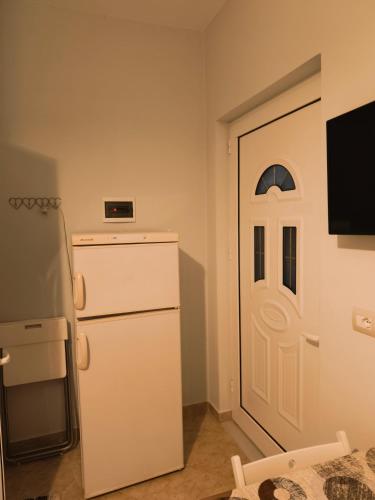 Comfort Triple Room image 8