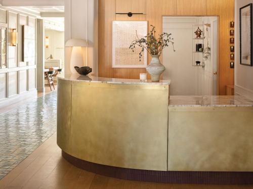 Lobi, The Landsby in Solvang (CA)