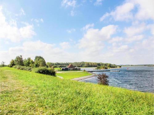 Заобикаляща среда, Marine Apartment in Kamperland in Камперланд