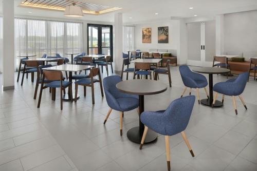 Fairfield by Marriott Inn & Suites Columbus - image 7