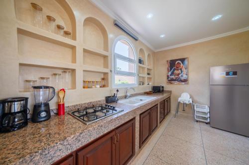 Ocean Breeze Retreat Steps from the Tiznit Shore in Mirhleft