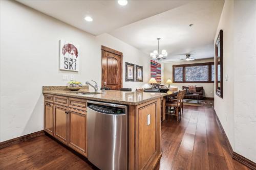 Bluesky 414 condo in Breckenridge, USA