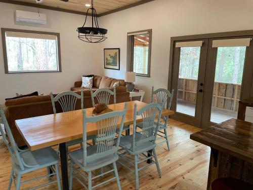 The Longleaf Cabin in Lloyd