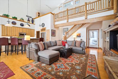 Timber Heights Lodge - image 8