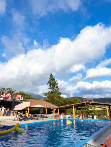 Piscina, Isabella Hostel and Pool in Alto Boquete