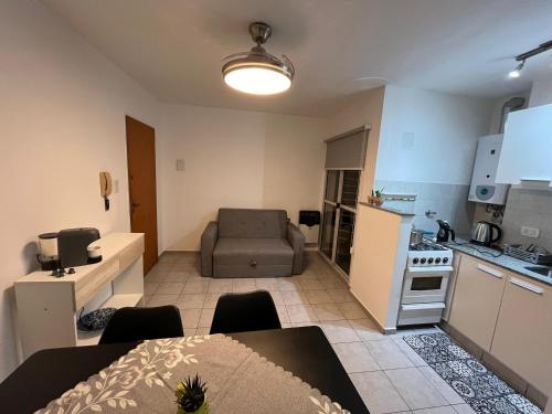 Urquiza tempo in 알베르토 올메도