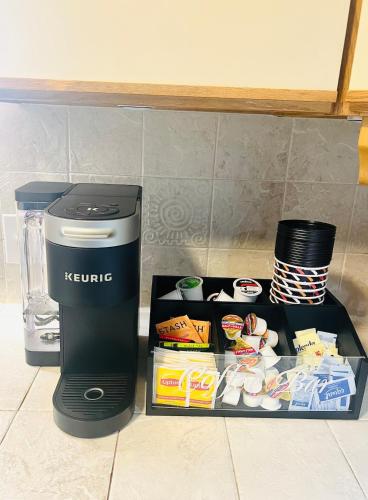 Close to Yale Hospital 1 bed apt in Hamden