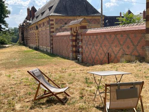 Grand gîte rénové proche Moulins pour 10 pers, animaux admis, WiFi - FR-1-489-215 (Grand gite renove proche Moulins pour 10 pers, animaux admis, WiFi - FR-1-489-215) in 特雷沃勒