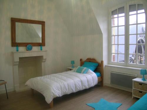 Grand gîte rénové proche Moulins pour 10 pers, animaux admis, WiFi - FR-1-489-215 (Grand gite renove proche Moulins pour 10 pers, animaux admis, WiFi - FR-1-489-215) in 特雷沃勒