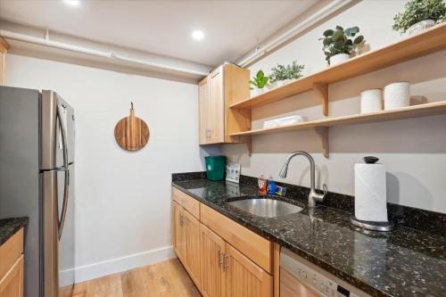 Mountainside Condo E101 in Stowe, USA