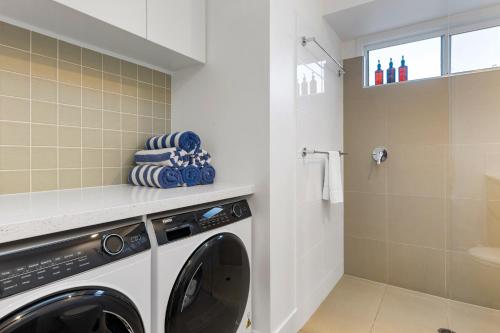 Four-Bedroom House image 3