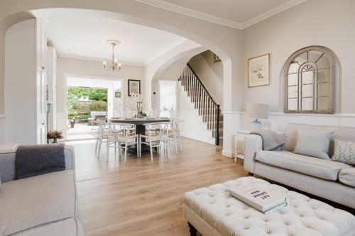 Stunning Townhouse & Annexe in Central Cheltenham