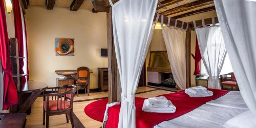 Castle Hotel Daniel - image 3