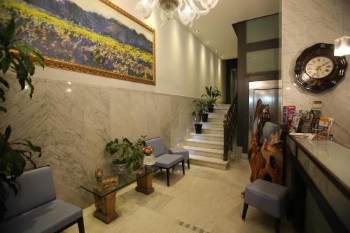 Фойє, Rigel Hotel in Катанія