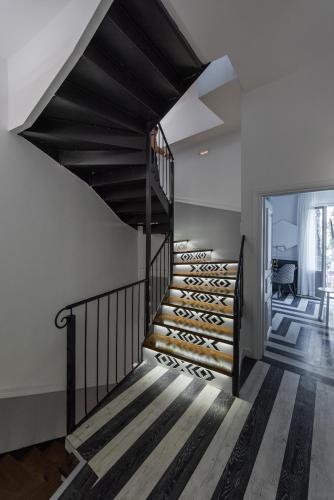 Elia Portou Due - image 13