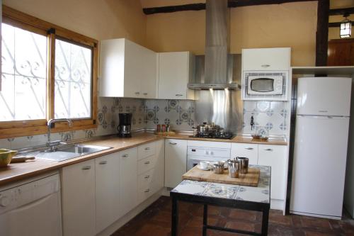 Konyha, Casa Mola in El Perelló (Catalonia)