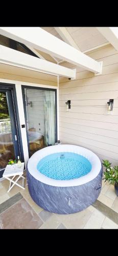 Panoráma Cottage (Panorama Cottage) in นยูล