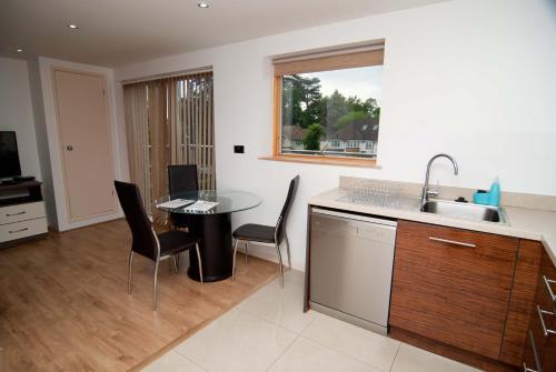 Southampton Serviced Apartments - image 2