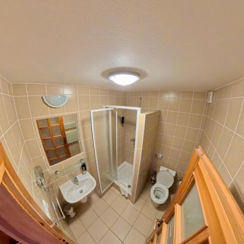 Family Room image 5