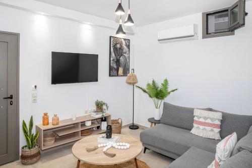 Kaza 17 - Minimal Boho Home in Agios Nikolaos