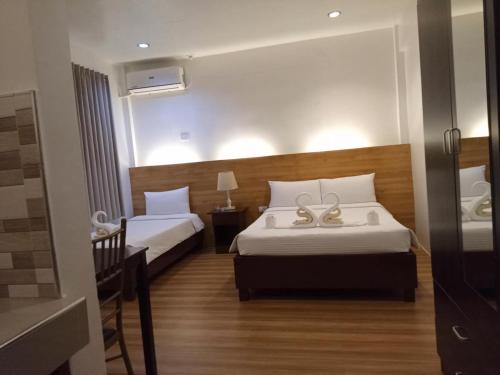 room detail thumbnail 0