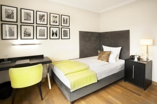 Hotel Hamburger Hof - main image