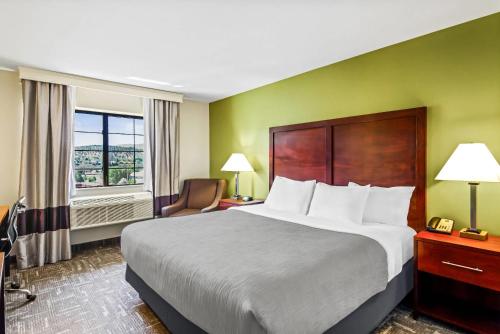 King Room - Non-Smoking