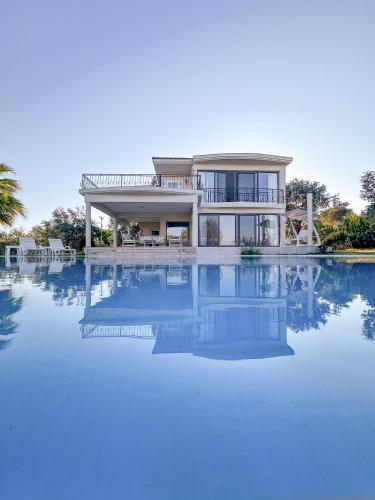 Urla Villa - Güzelbahçe