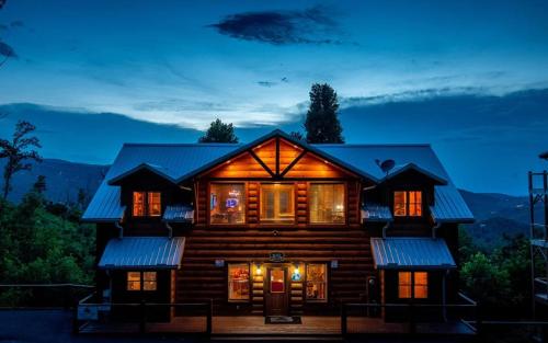 Big Bear Views Lodge in Gatlinburg, USA
