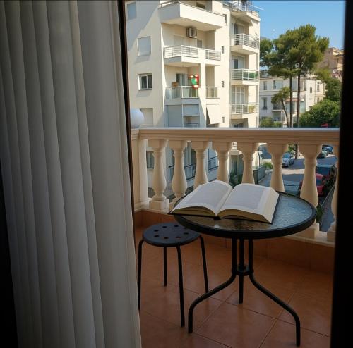 One-Bedroom Apartment image 1