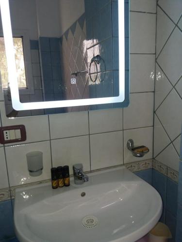 One-Bedroom Apartment room in Nuovo Sun Golem