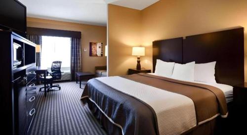 Best Western Oakdale Inn in Oakdale, USA