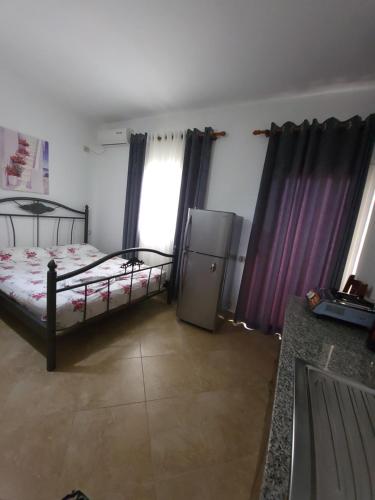 Standard Double Room with Bath image 9