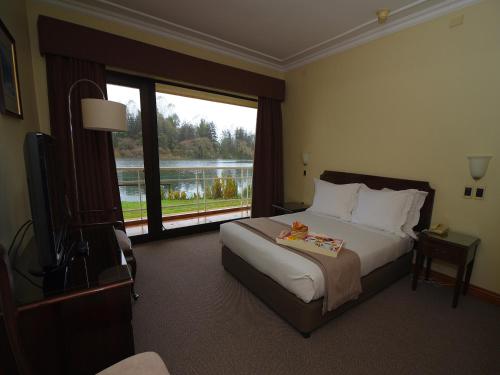 Hotel Naguilan – Valdivia, IA