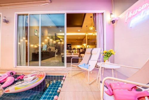 파타야 Phirom3 pool villa pattaya 3성급 싱글룸 부대시설