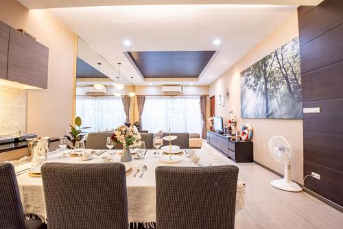 파타야 Phirom3 pool villa pattaya 3성급 싱글룸 로비