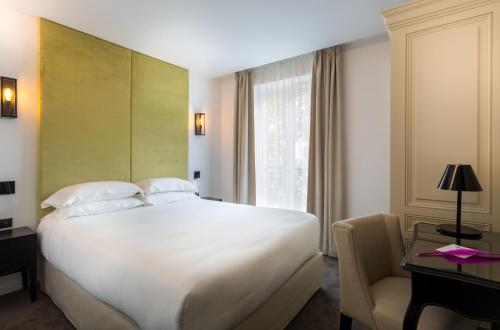1 queen bed
