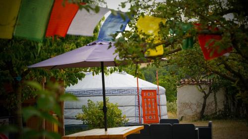 Yourte traditionnelle mongole in Marcilly le Chatel