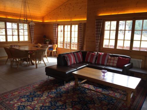 Chalet Charming - image 3
