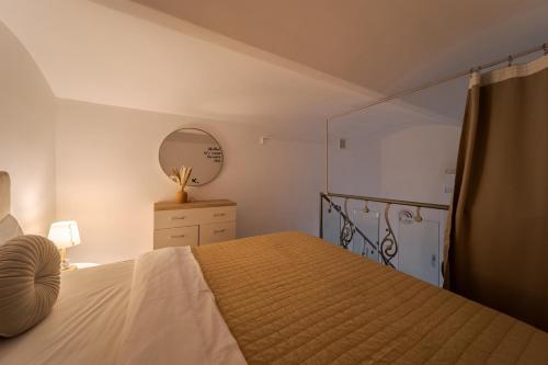 Apartment - Split Level image 6
