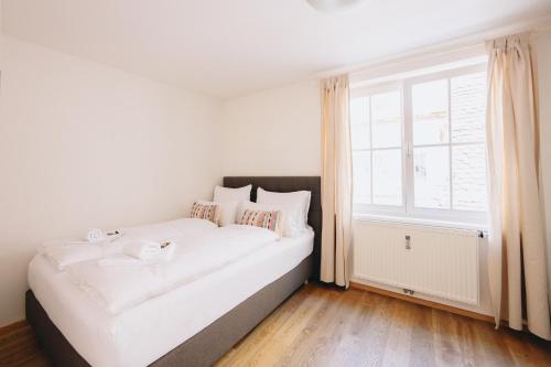 Two-Bedroom Apartment image 6