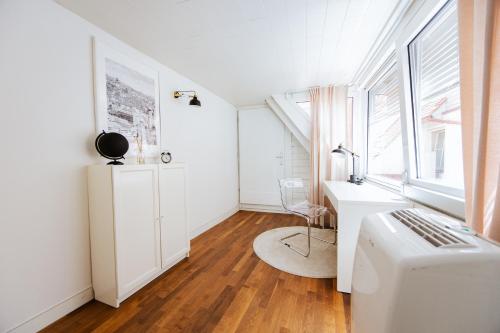 Two-Bedroom Apartment image 4