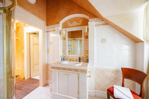Two-Bedroom Apartment image 4