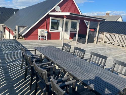Stay in a country party and penthouse with terrace in Edenberga