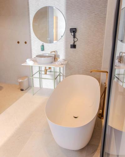 บริการและสิ่งอำนวยความสะดวก, Si Hotel in กลางเมืองติรานา