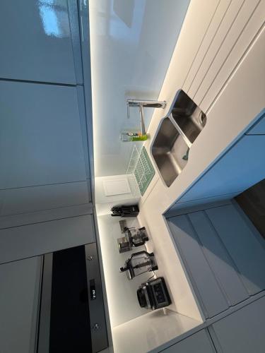 Vibrant one bedroom Apartment near city Center access to shops and cafe, Birmingham (fotografie 5)