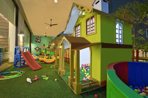 Fitness center, Holiday Inn Cochin By IHG in Ernakulam