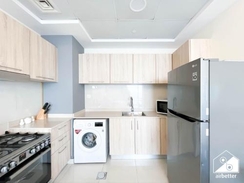 Gorgeous Studio with balcony | Business Bay - image 13